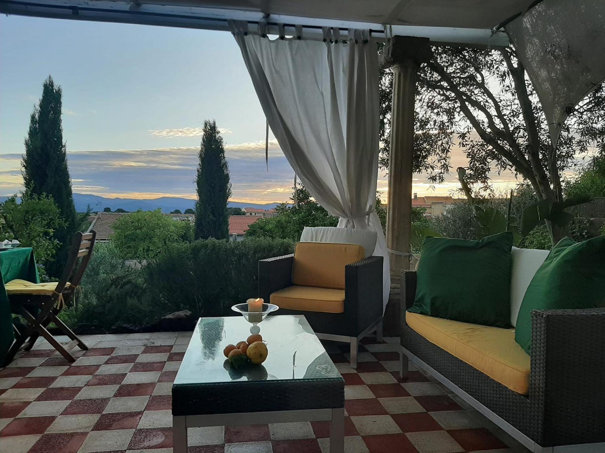 B&B Il Giardino Del Barone Pozzomaggiore Buitenkant foto